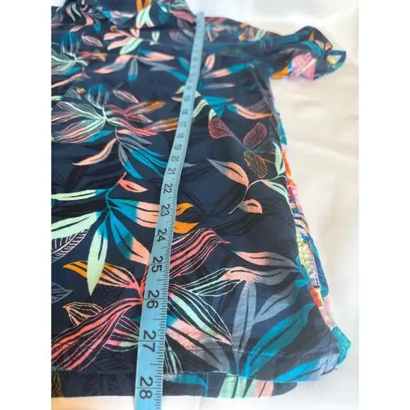 2 Old Navy Men’s Hawaiian Button-Down Shirts – Size Small | Casual Tropical - Picture 8 of 9